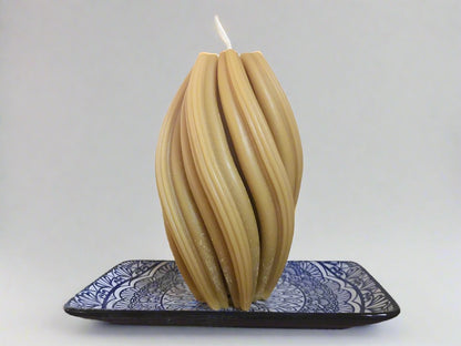 Spiral pillar candle